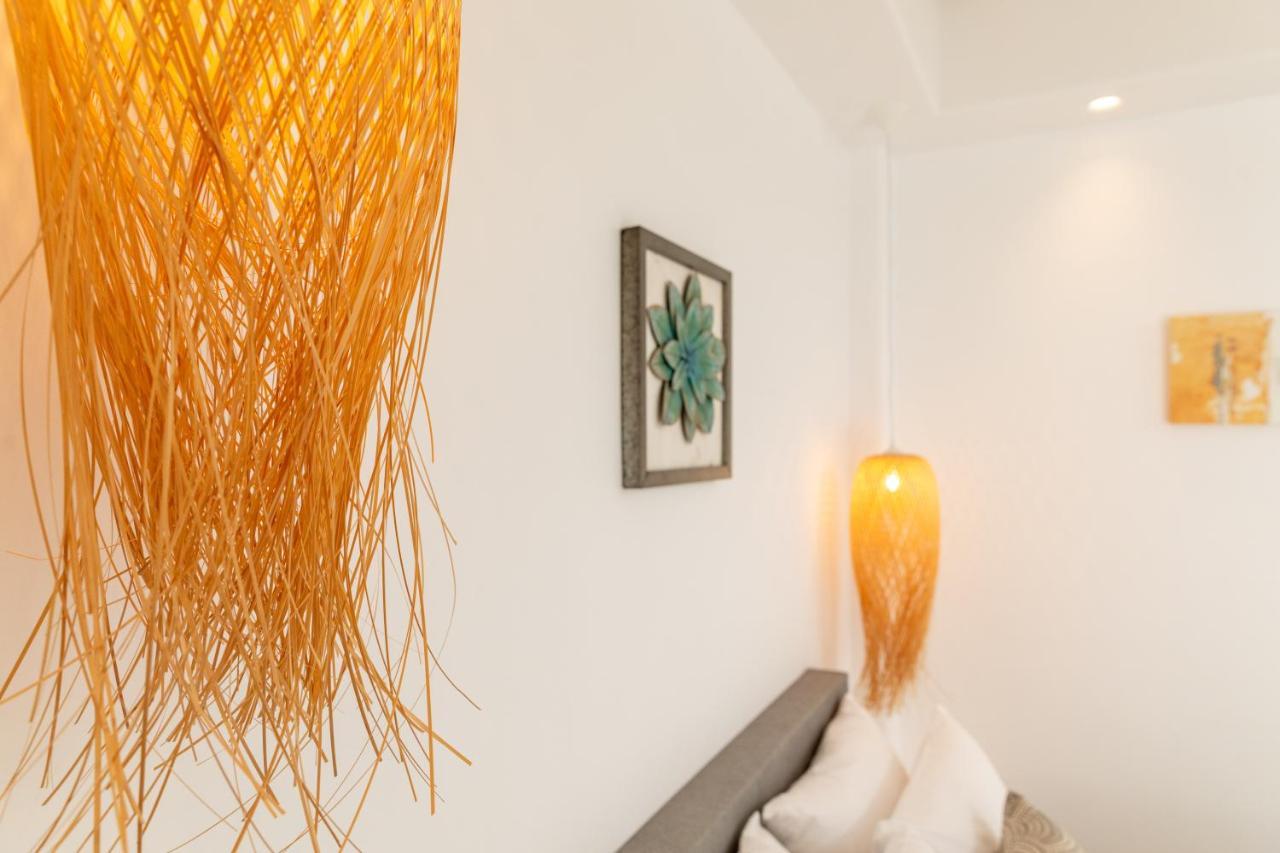 Naxos Downtown Apartments & Suites Naxos City Экстерьер фото