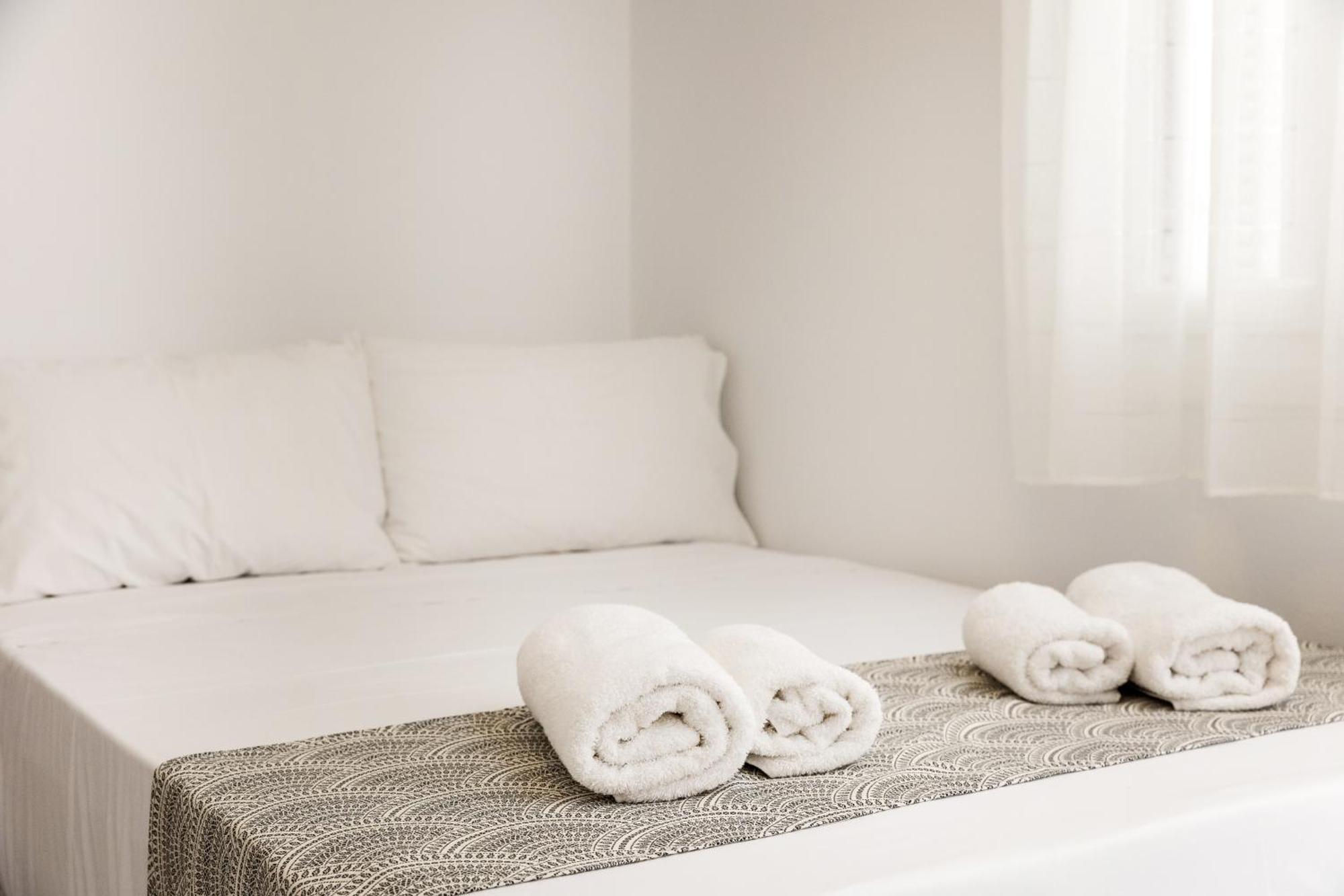 Naxos Downtown Apartments & Suites Naxos City Номер фото